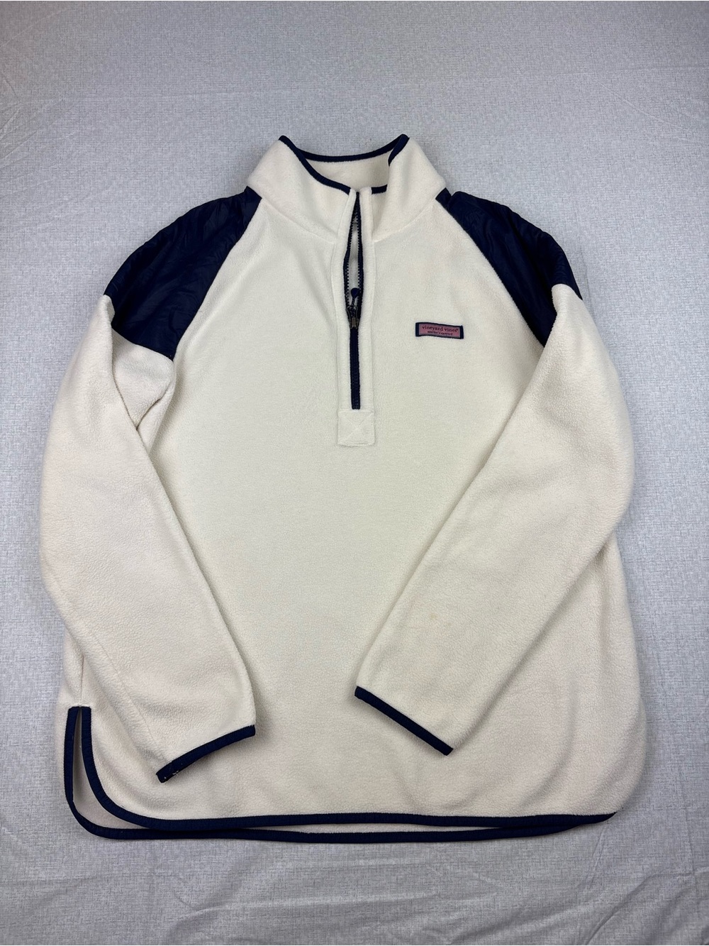 Vineyard Vines Ivory Quarter-Zip Fleece Pullover with Navy Accents